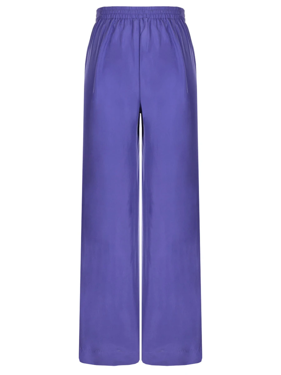 Костюм шелковый