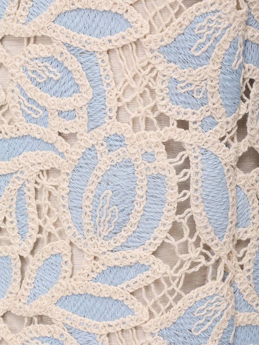 Платье-футляр кружевное