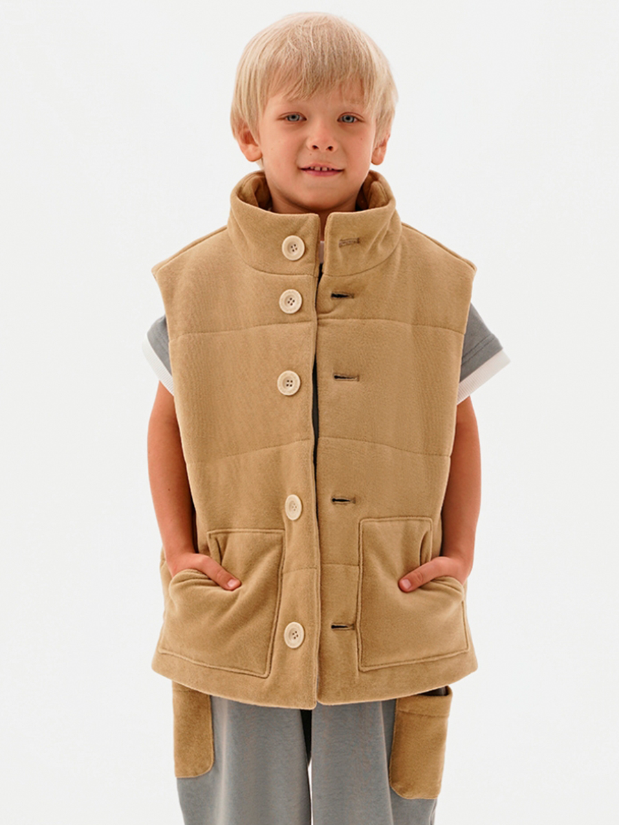 Жилет Бежевая Магия утепленный из бархата