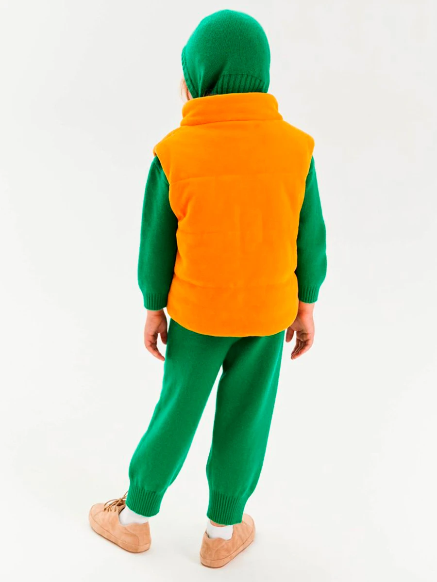 Жилет Сочный Абрикос утепленный из бархата