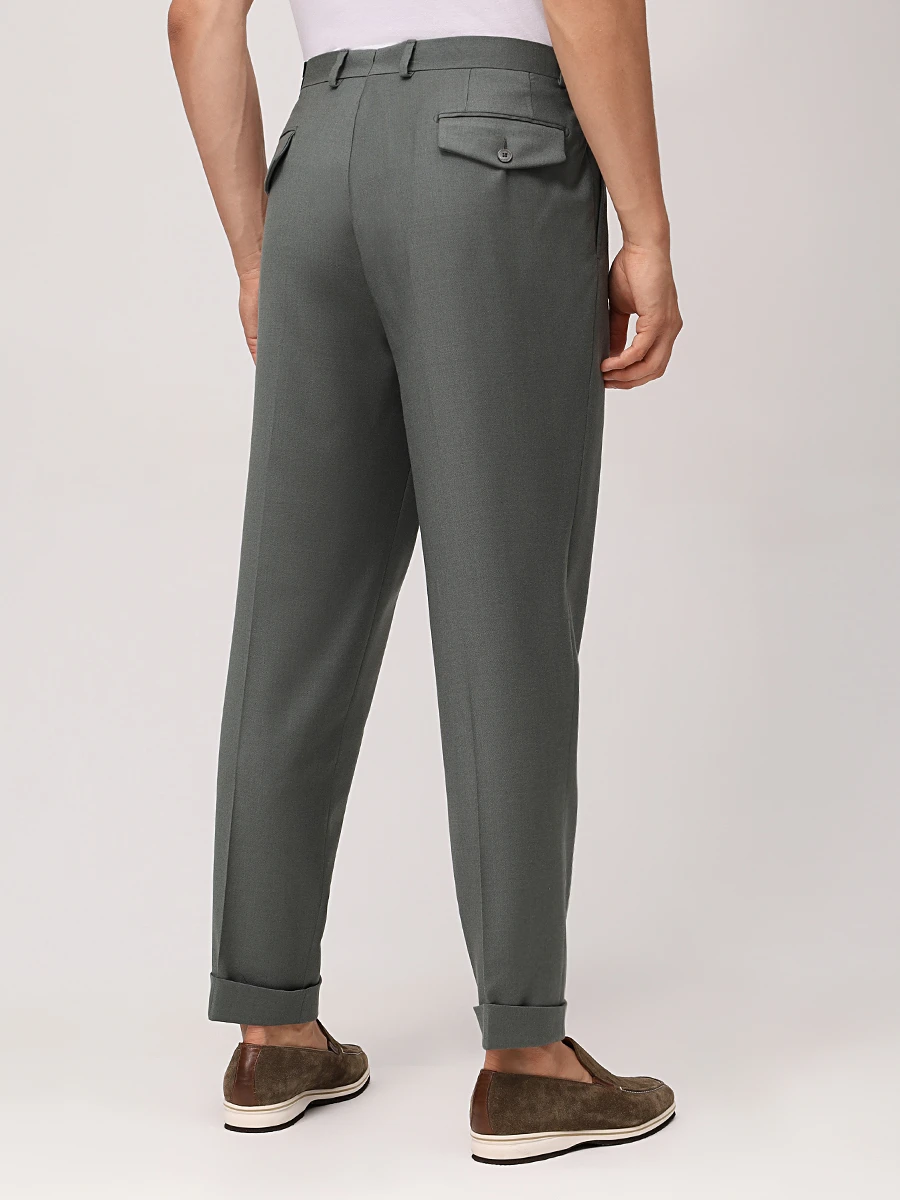 Костюм шерстяной