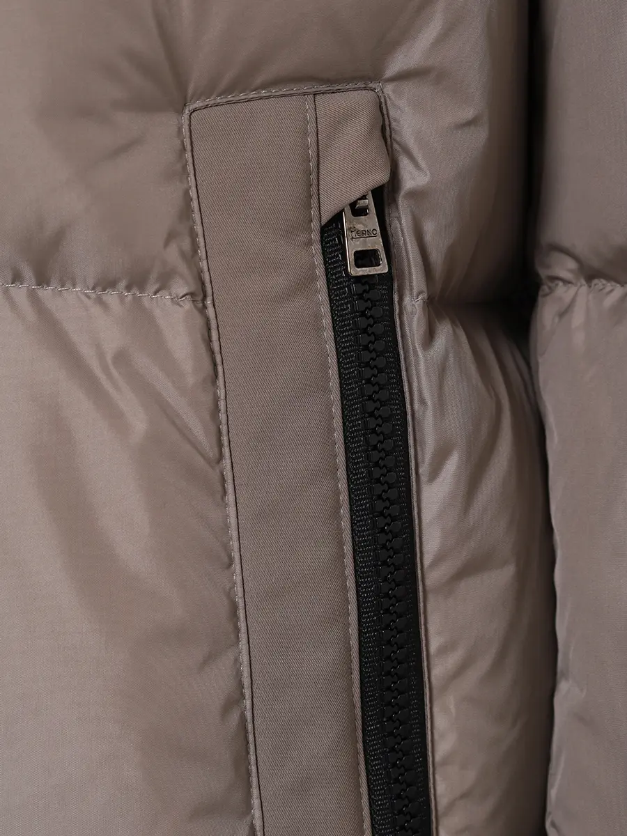 Пуховик стеганый