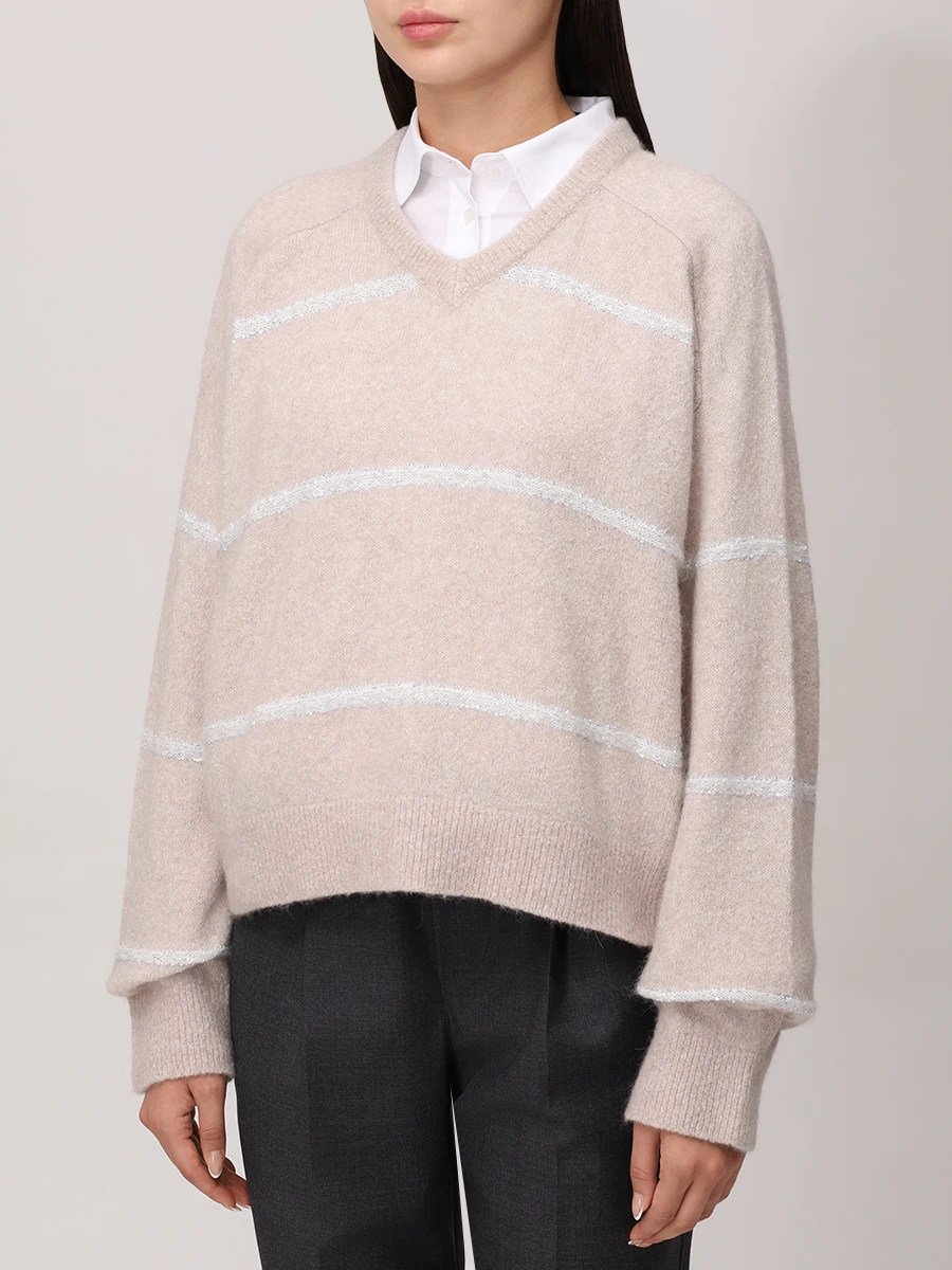 Пуловер в полоску