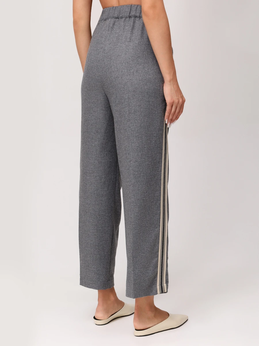 Костюм шерстяной