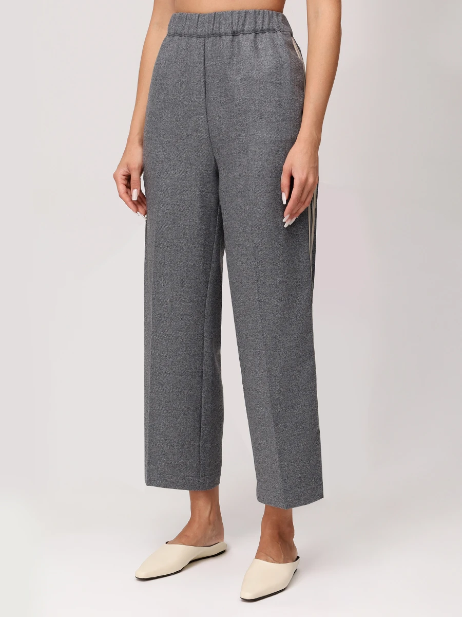 Костюм шерстяной