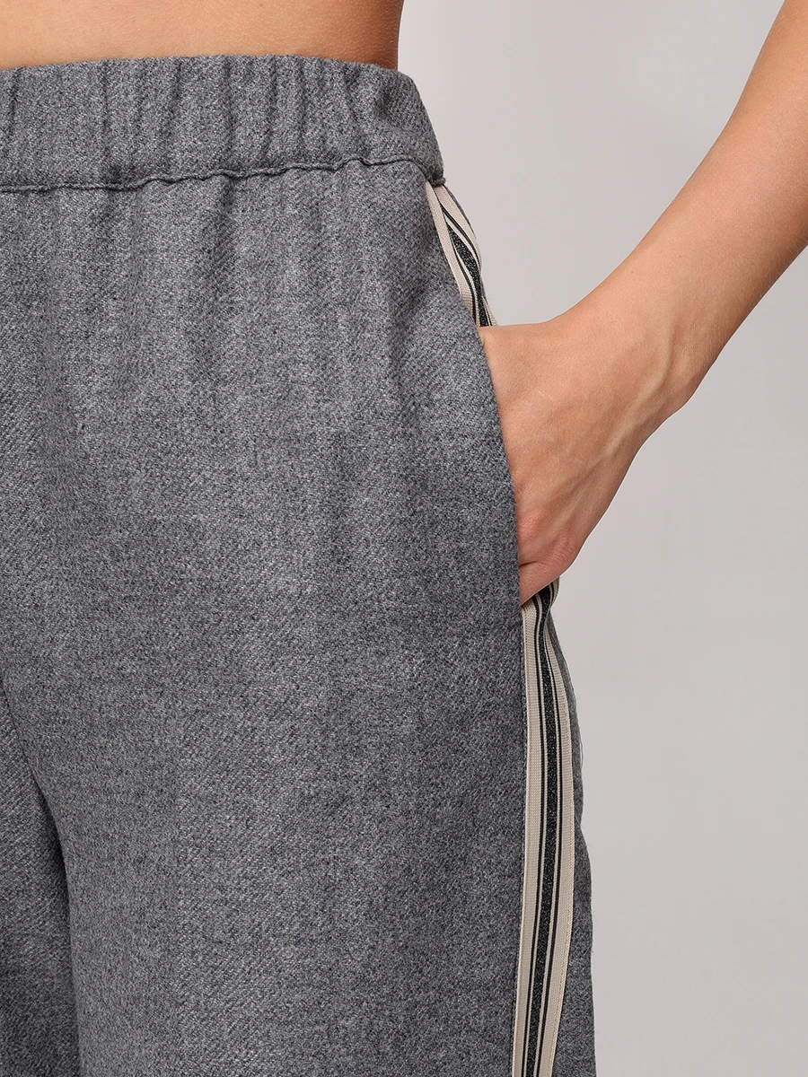 Костюм шерстяной