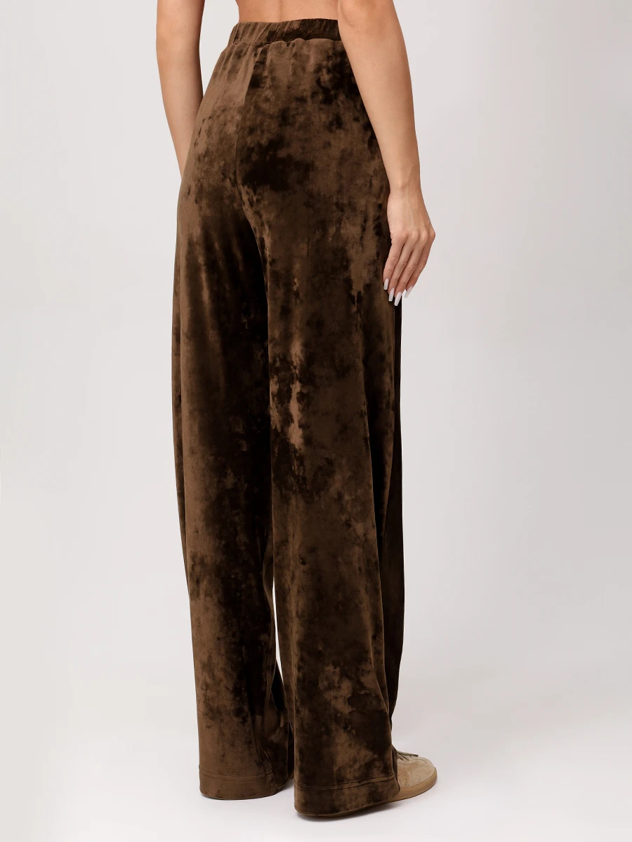 Костюм однотонный