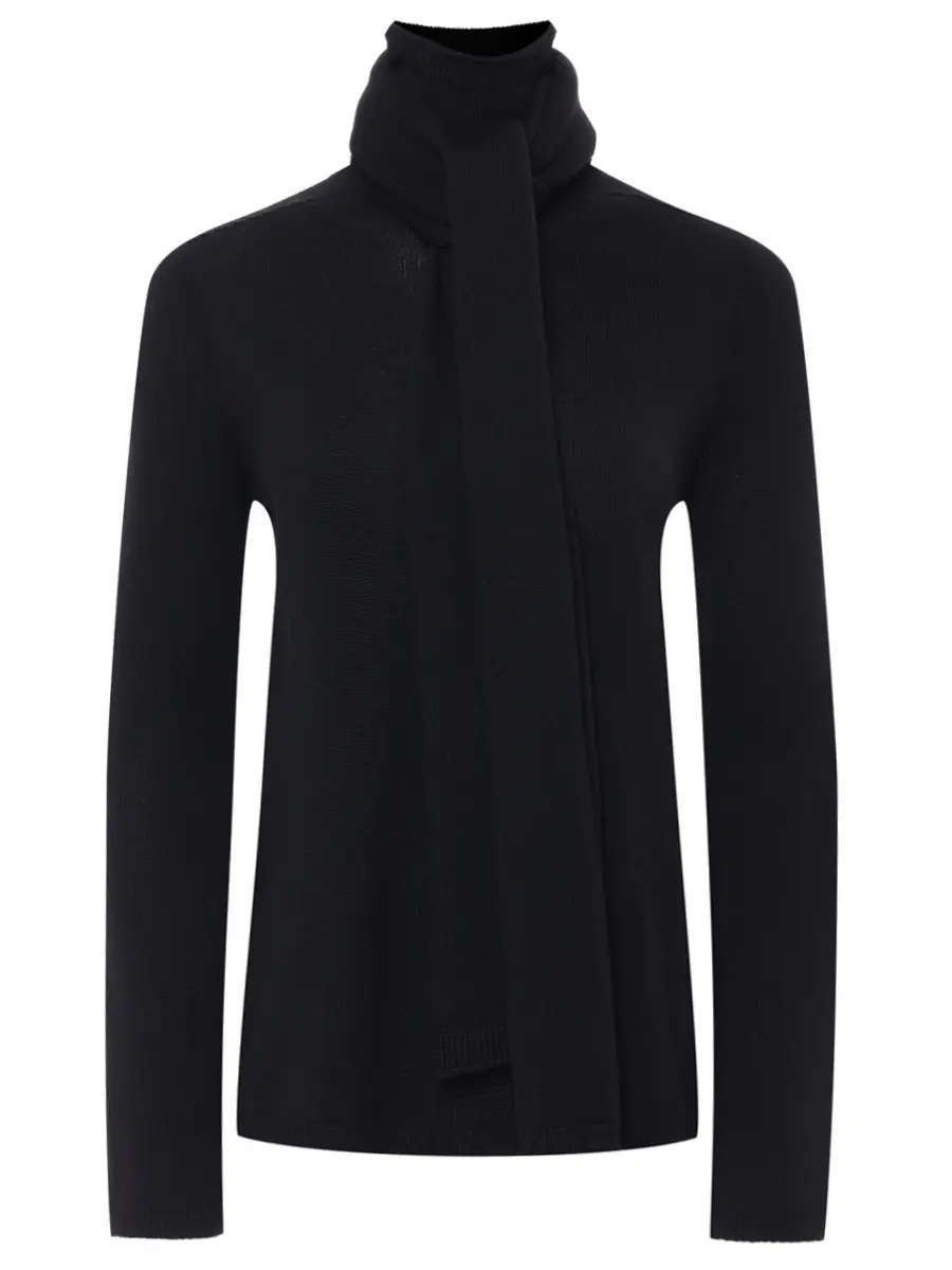 Свитер шерстяной