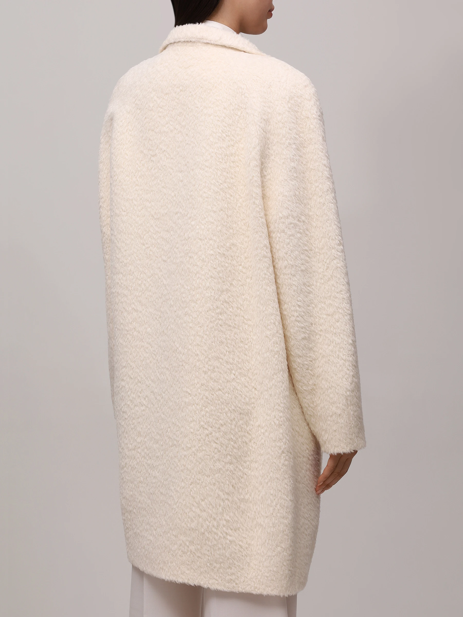 Пальто из шерсти сури альпака