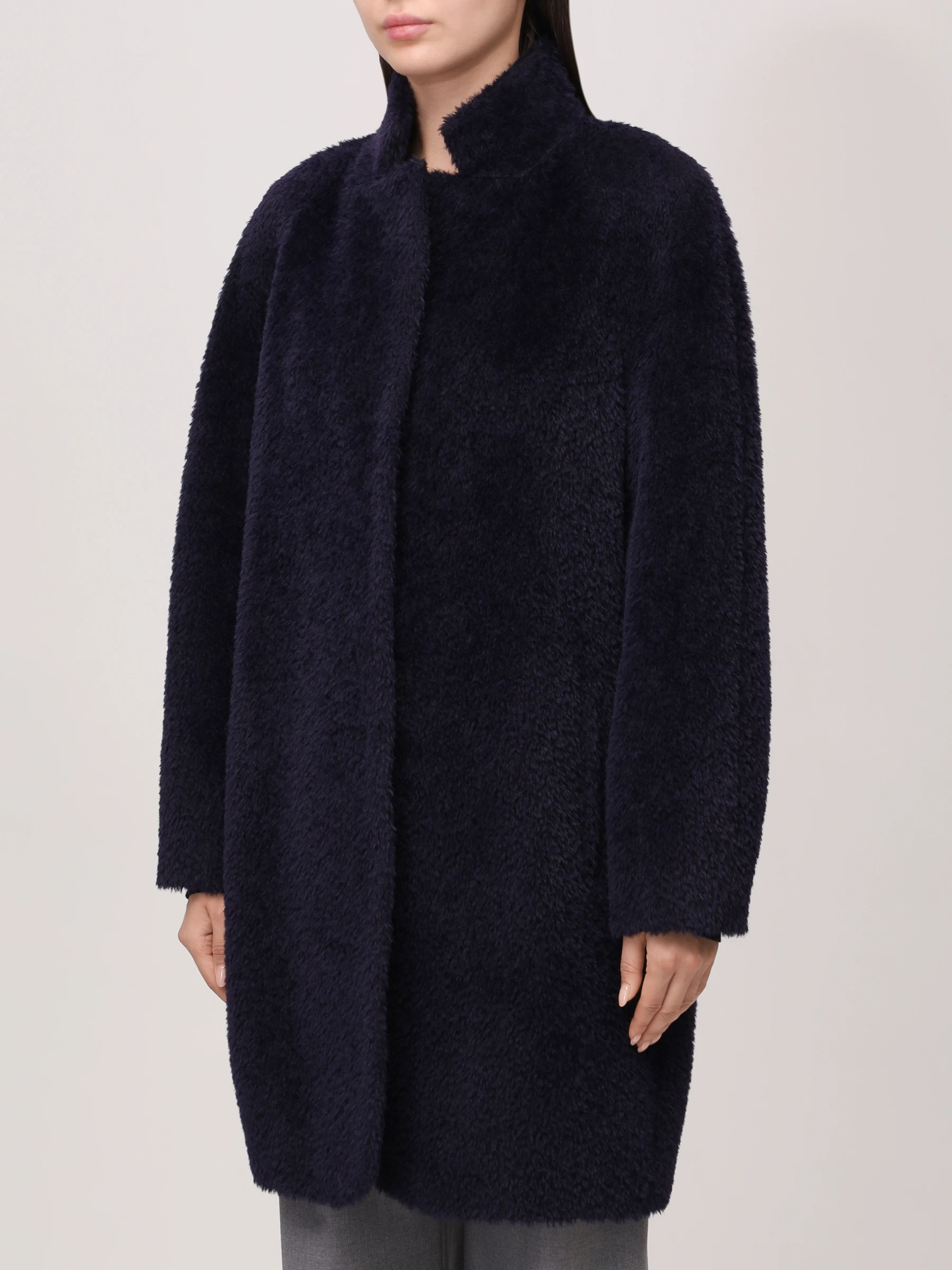 Пальто из шерсти сури альпака