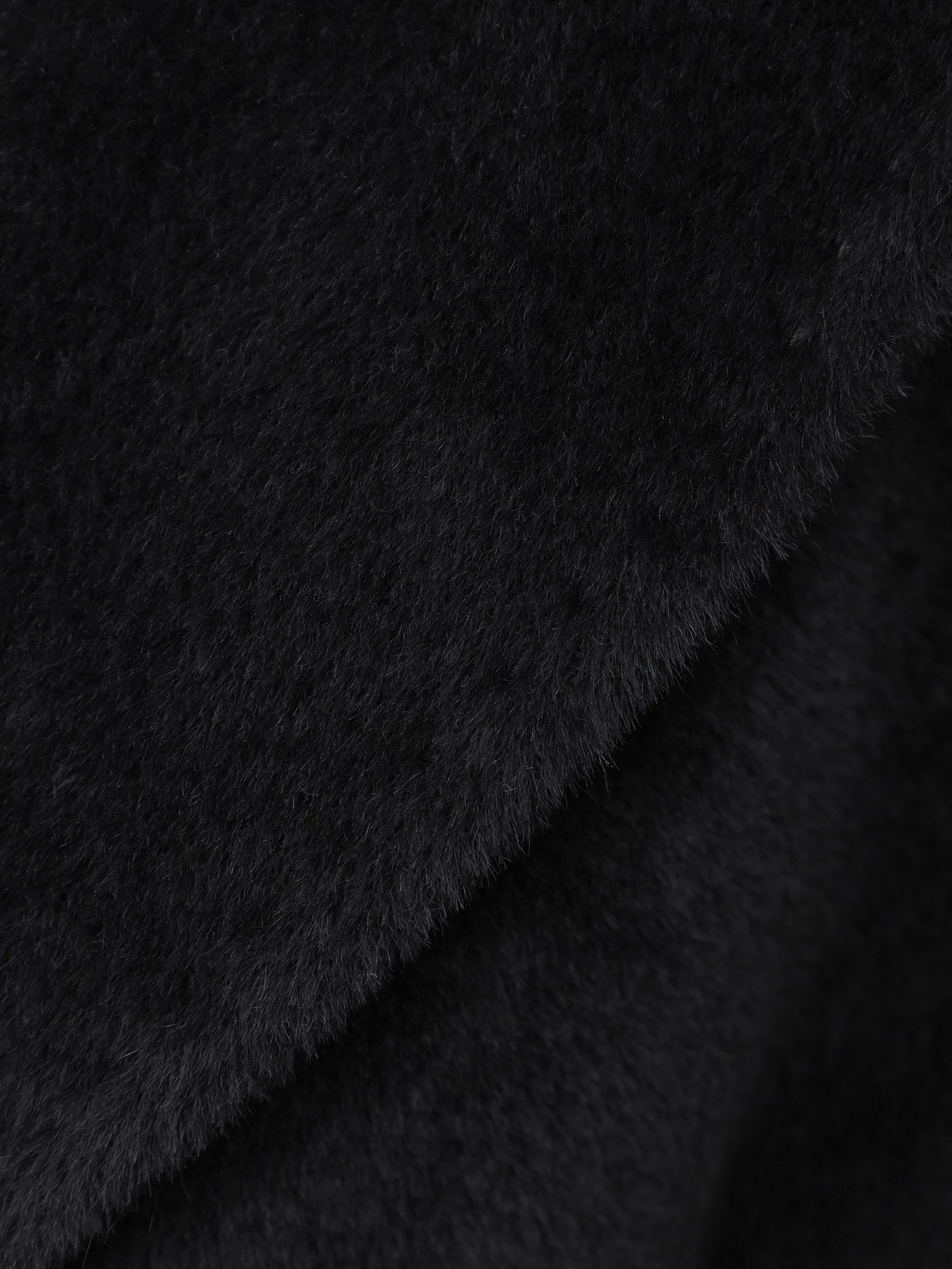 Пальто из шерсти сури альпака