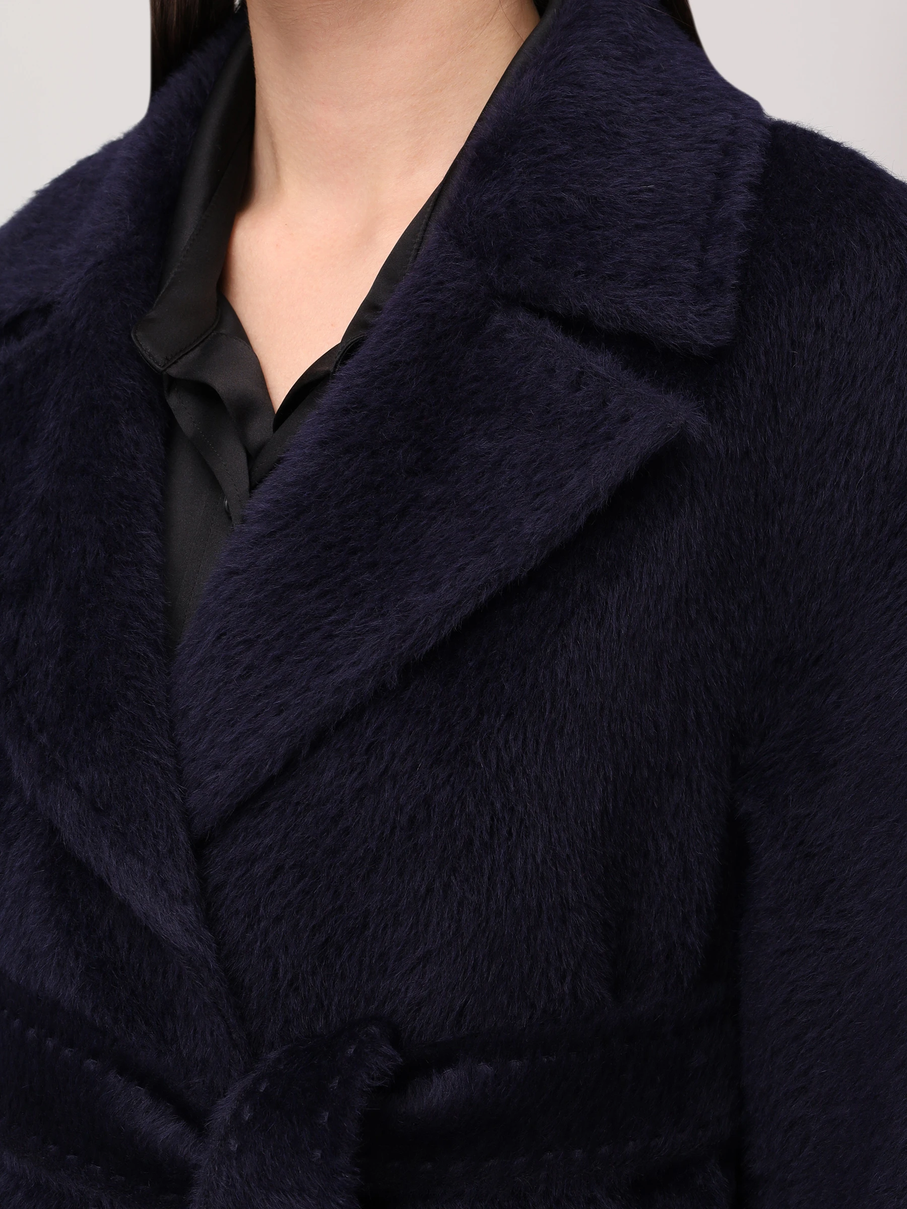 Пальто из шерсти сури альпака