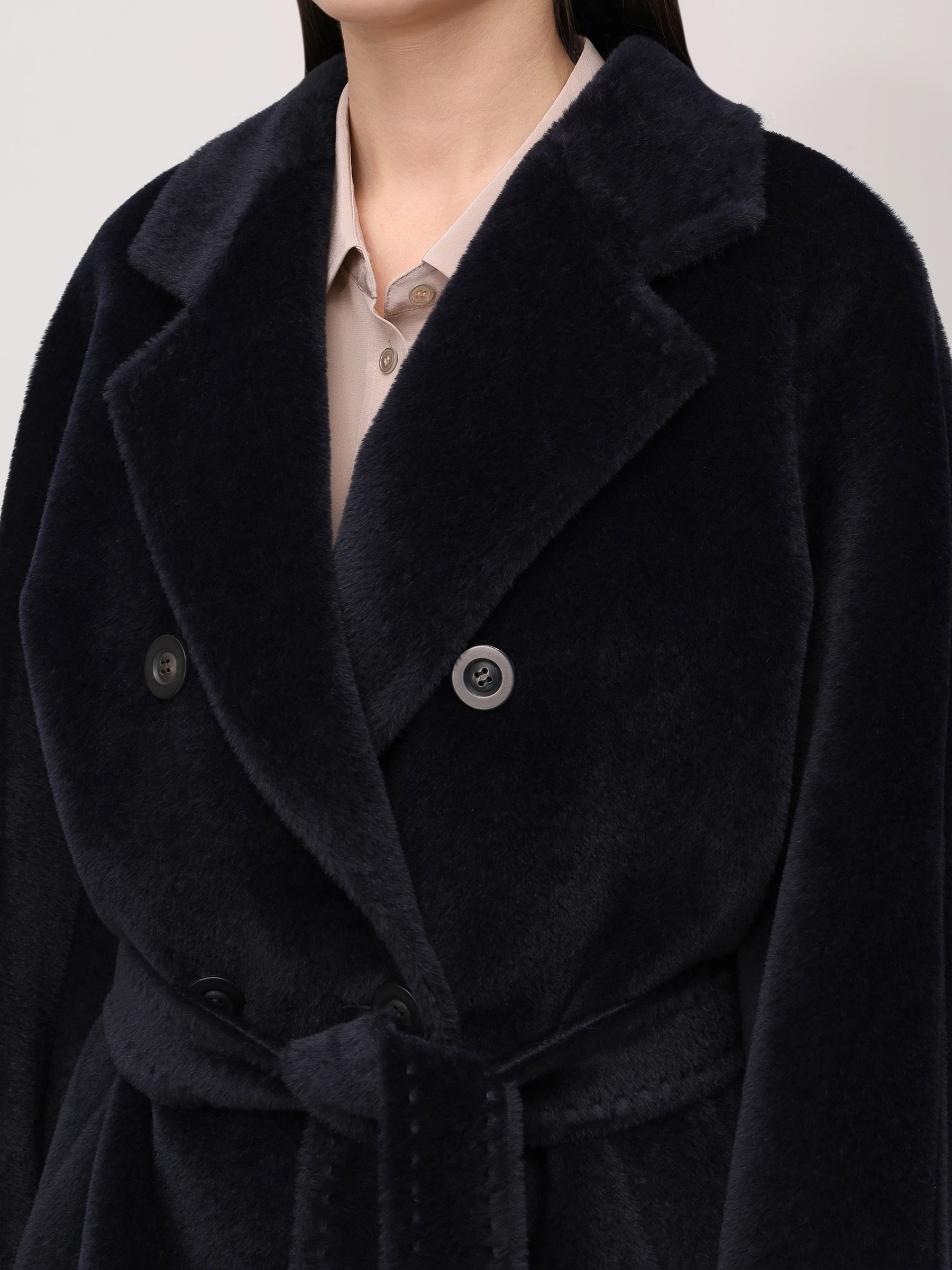 Пальто из шерсти альпака