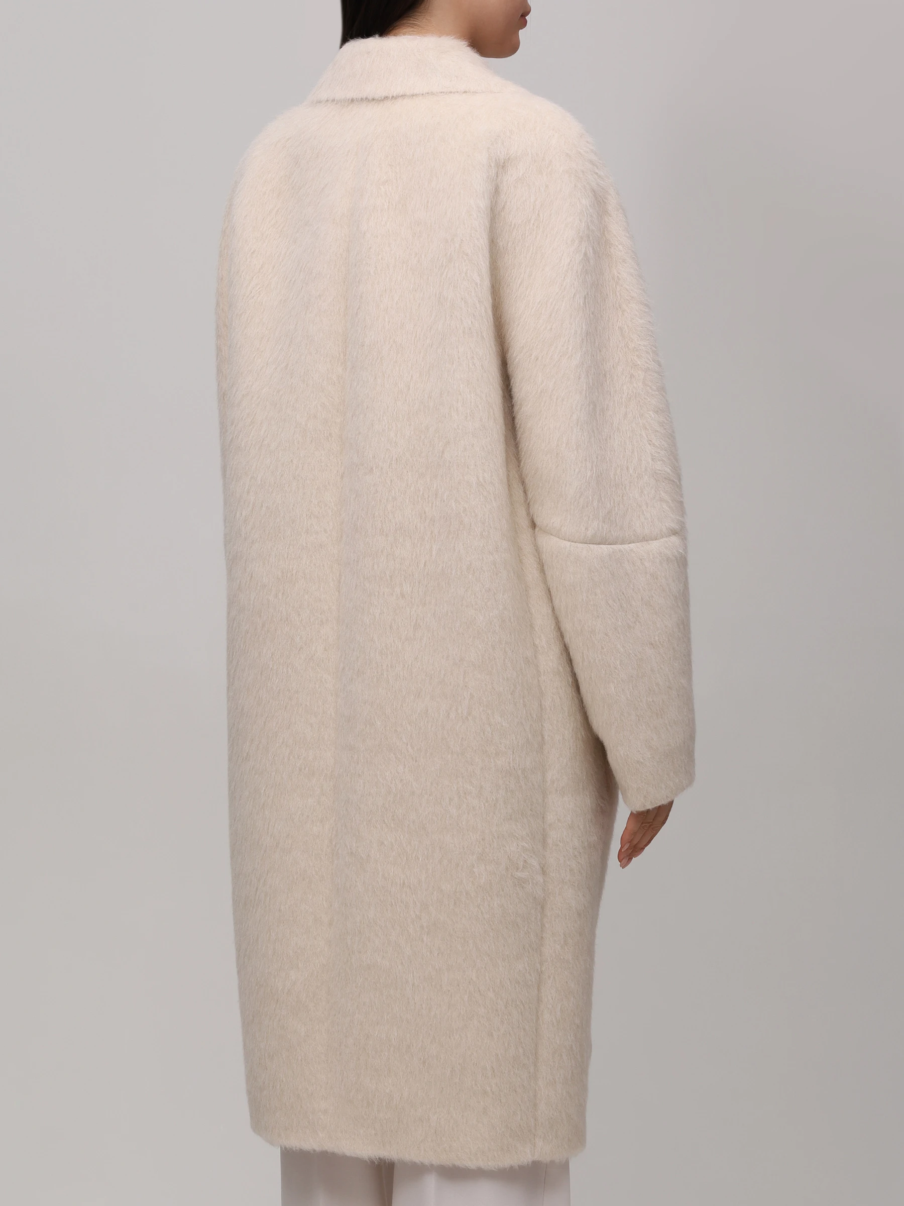 Пальто из шерсти альпака