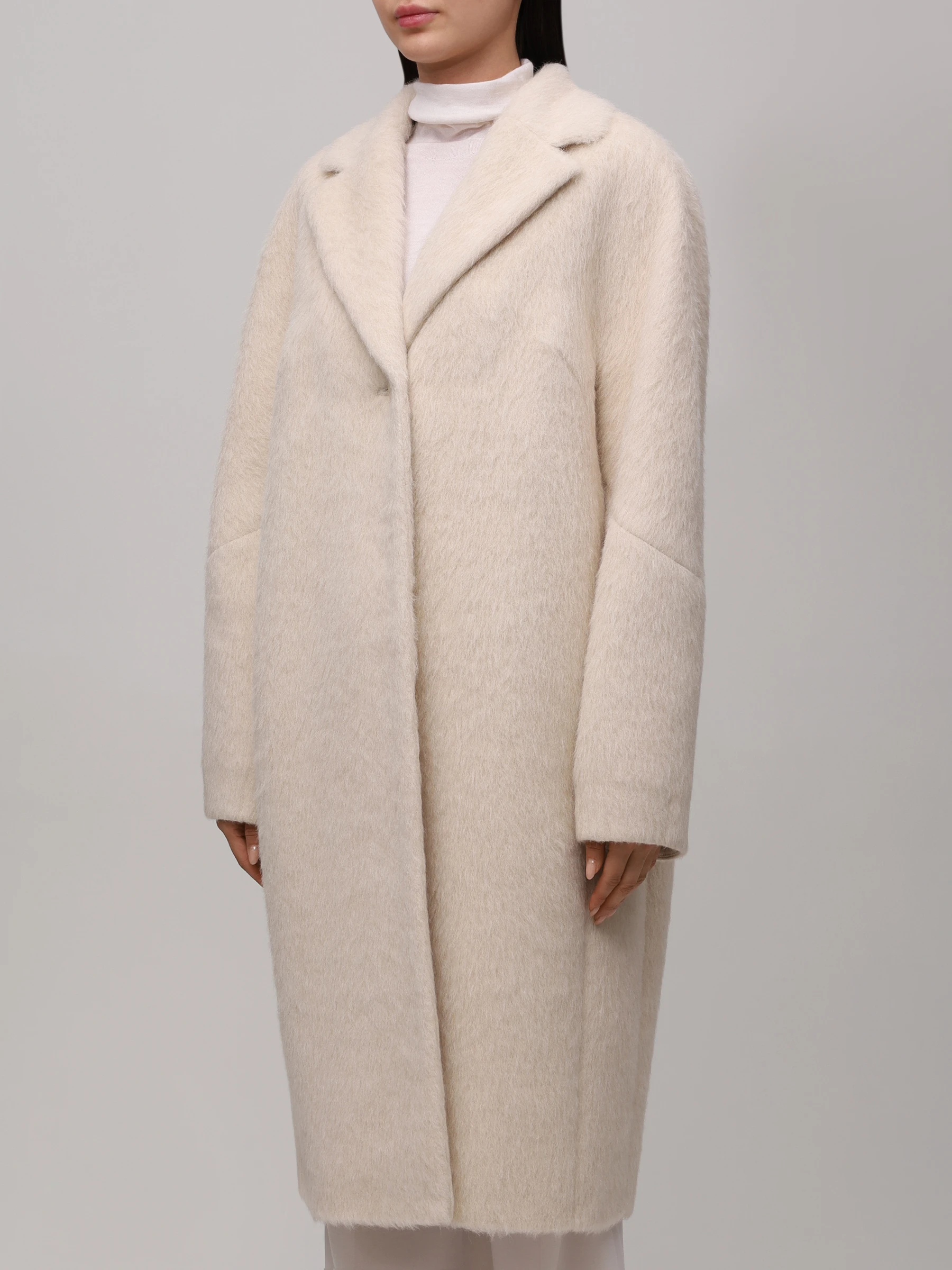 Пальто из шерсти альпака