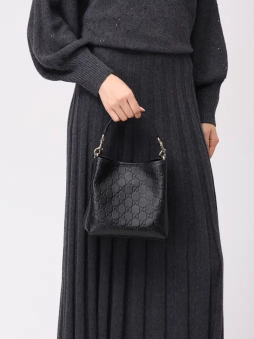 Сумка кожаная GG Emblem GUCCI