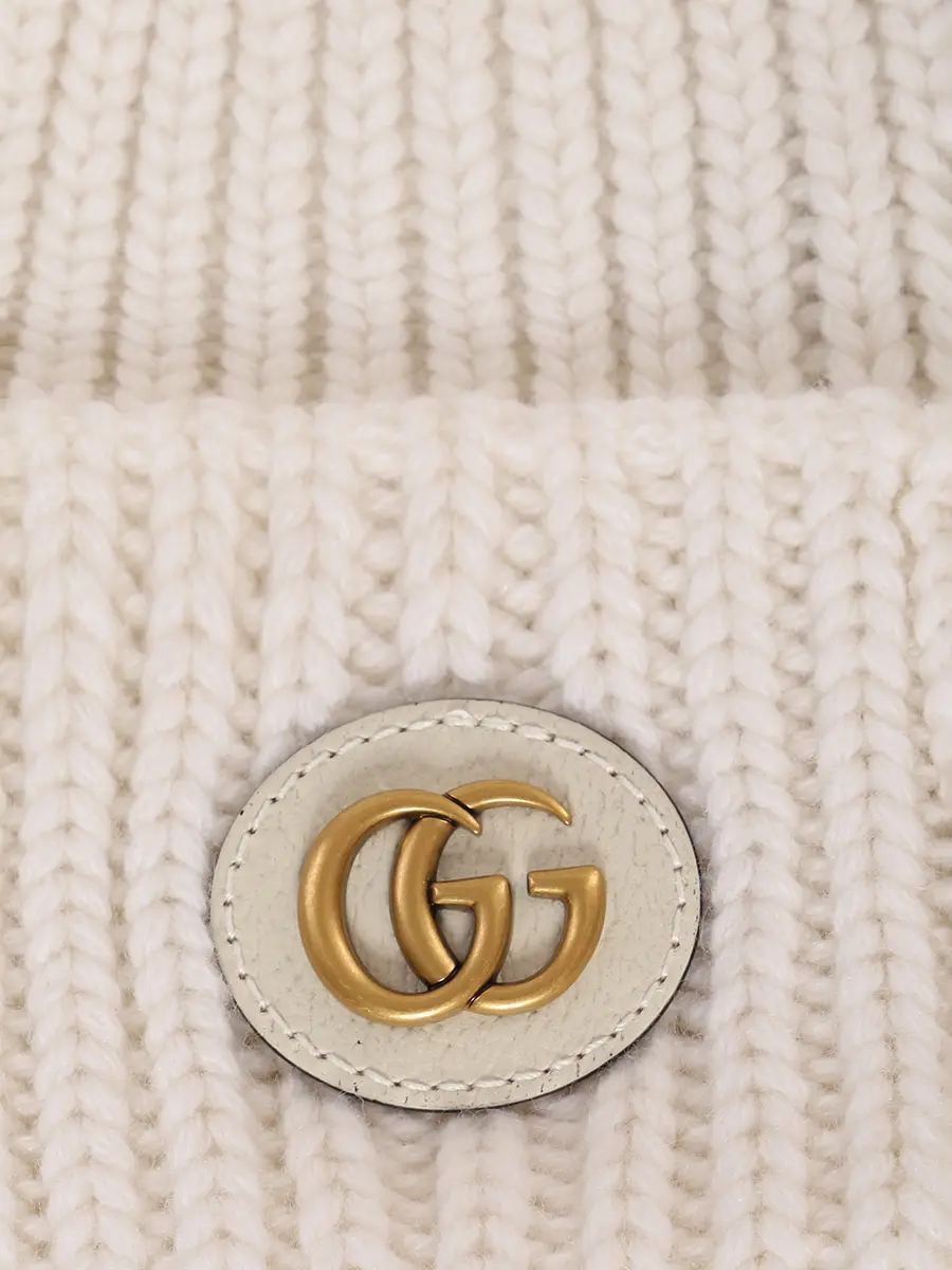 Шапка из шерсти и кашемира