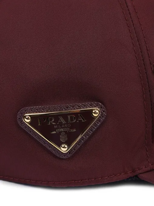 Бейсболка однотонная PRADA