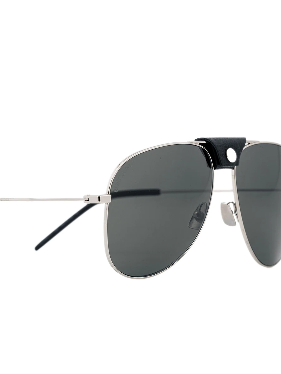 Очки солнцезащитные