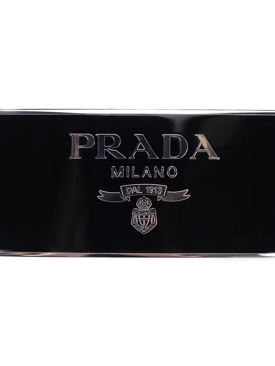 Заколка с логотипом