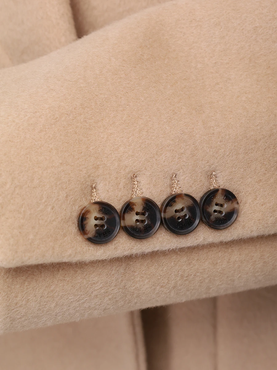 Пальто шерстяное