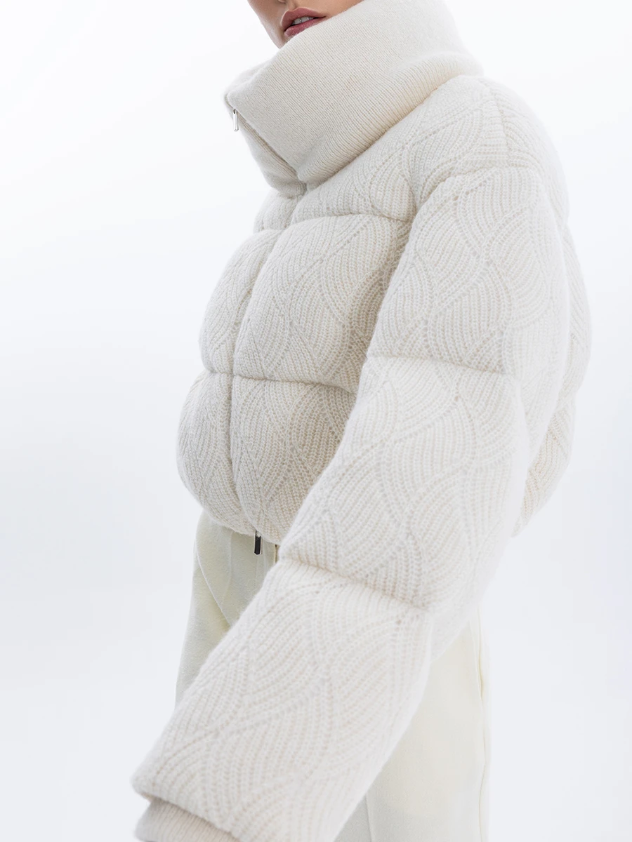 Пуховик вязаный