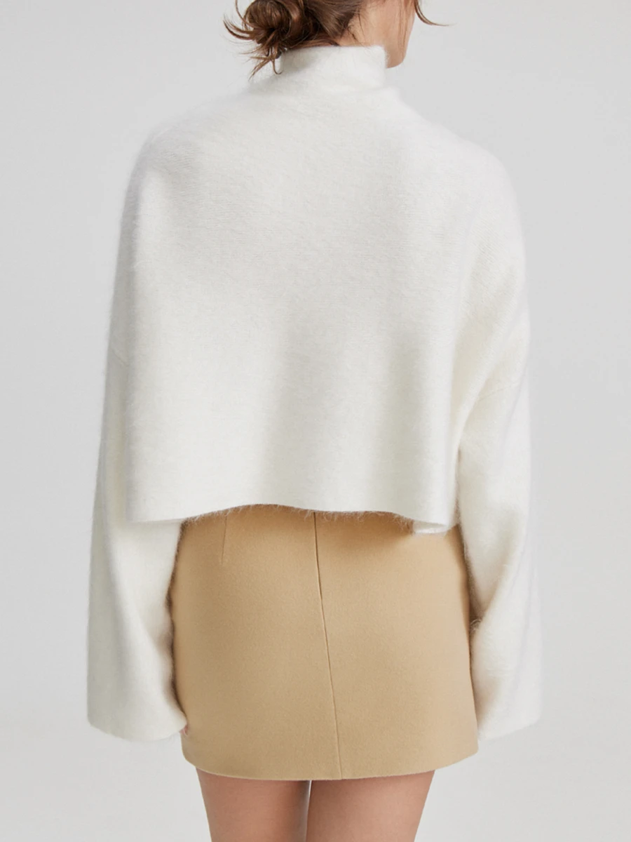 Свитер шерстяной