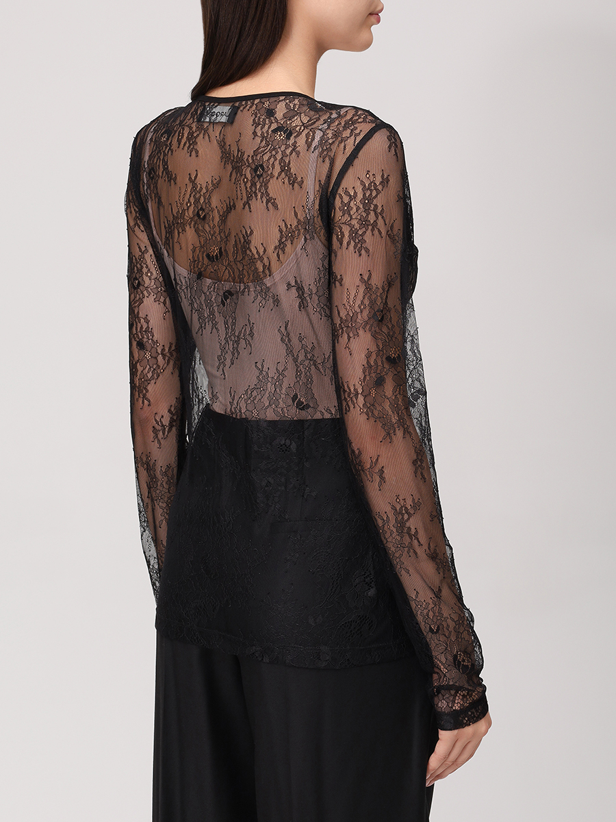 Блуза из гипюра