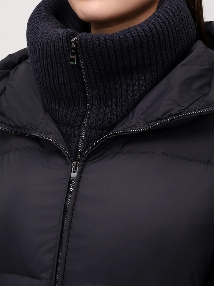 Куртка стеганая с шапкой