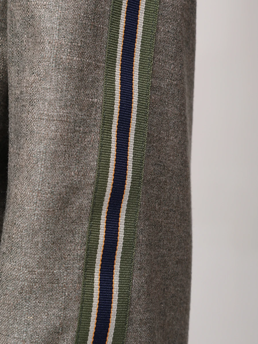 Костюм шерстяной