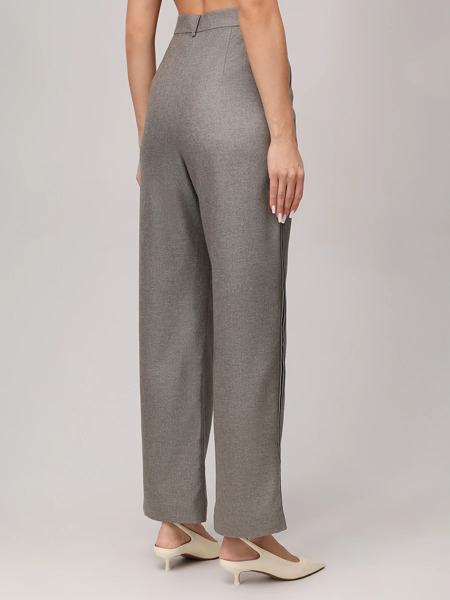 Костюм шерстяной