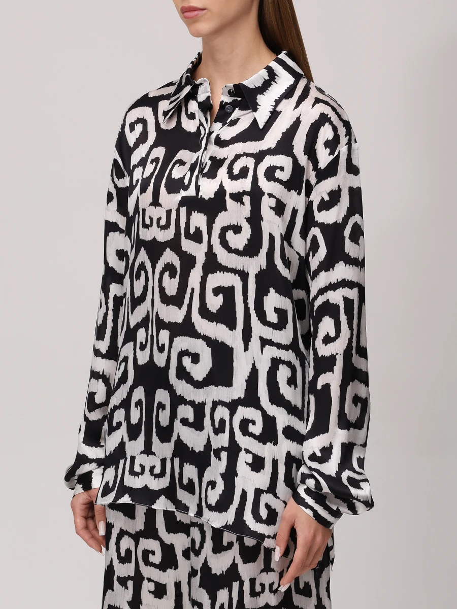 Костюм шелковый