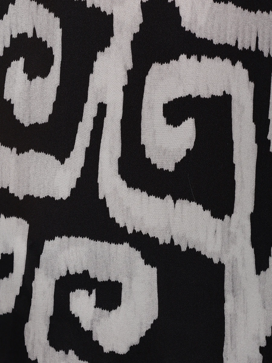 Костюм шелковый