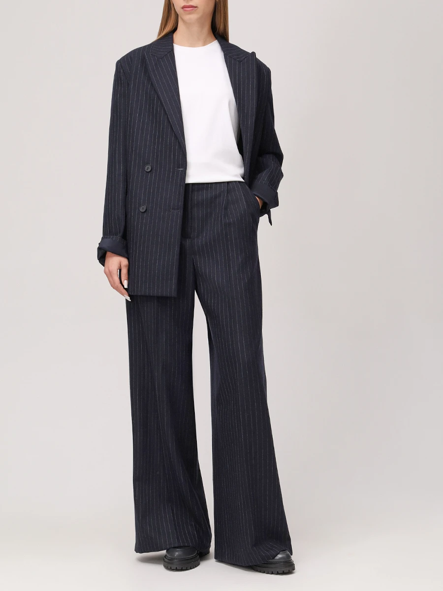 Костюм шерстяной