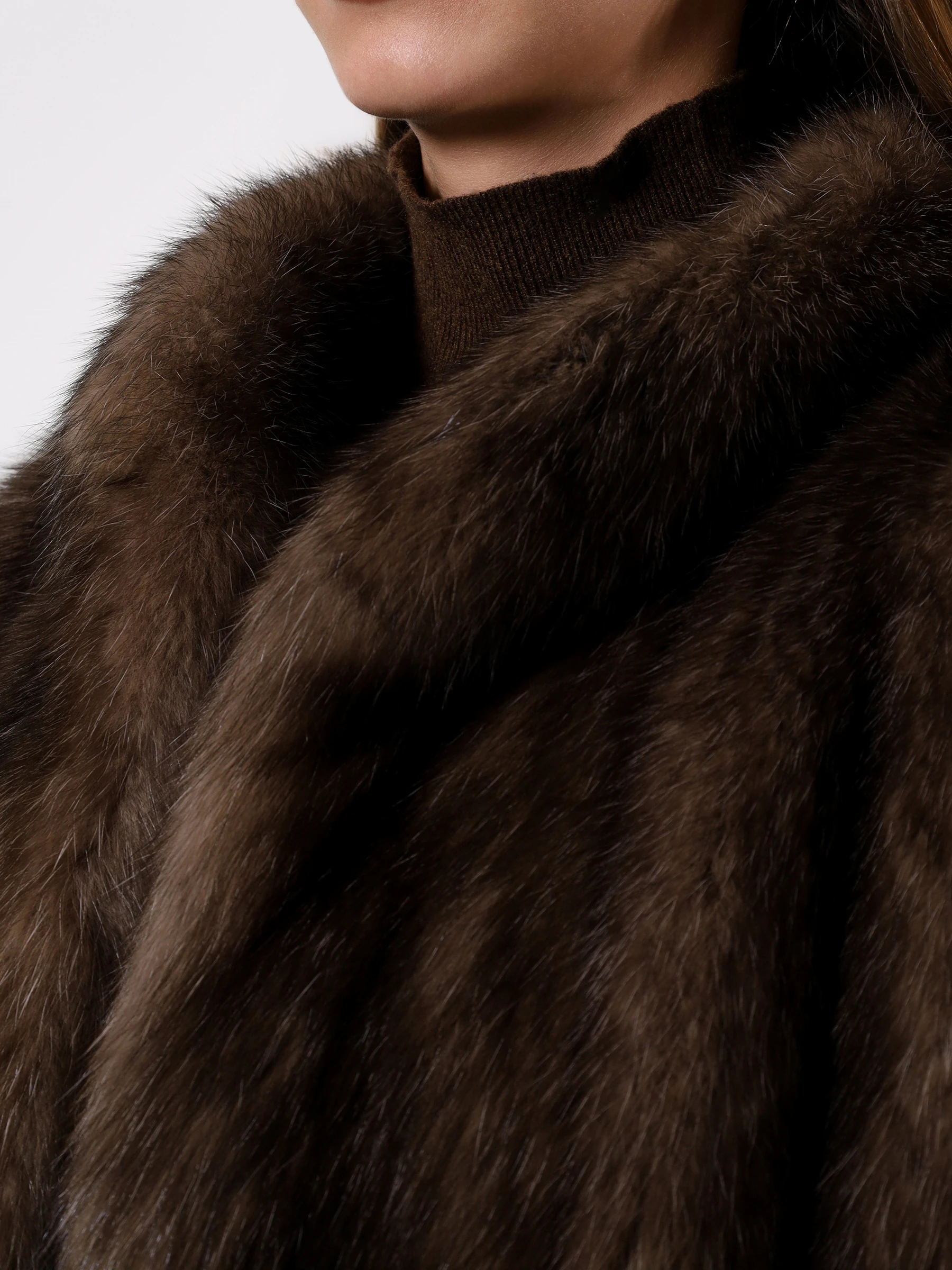 Шуба-кейп соболиная