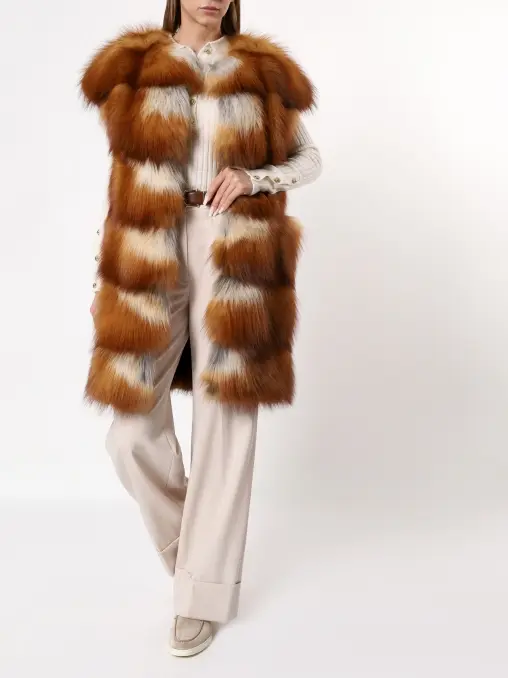 Жилет «Афина» из меха лисы AMELI