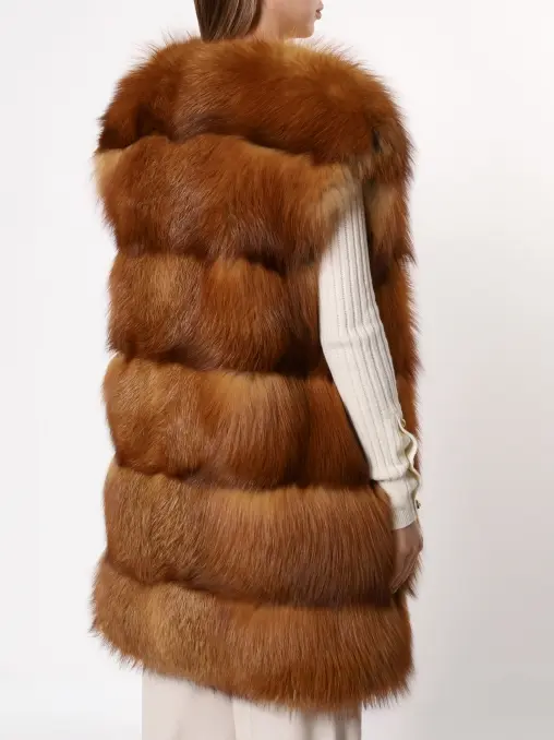 Жилет из меха лисы AMELI