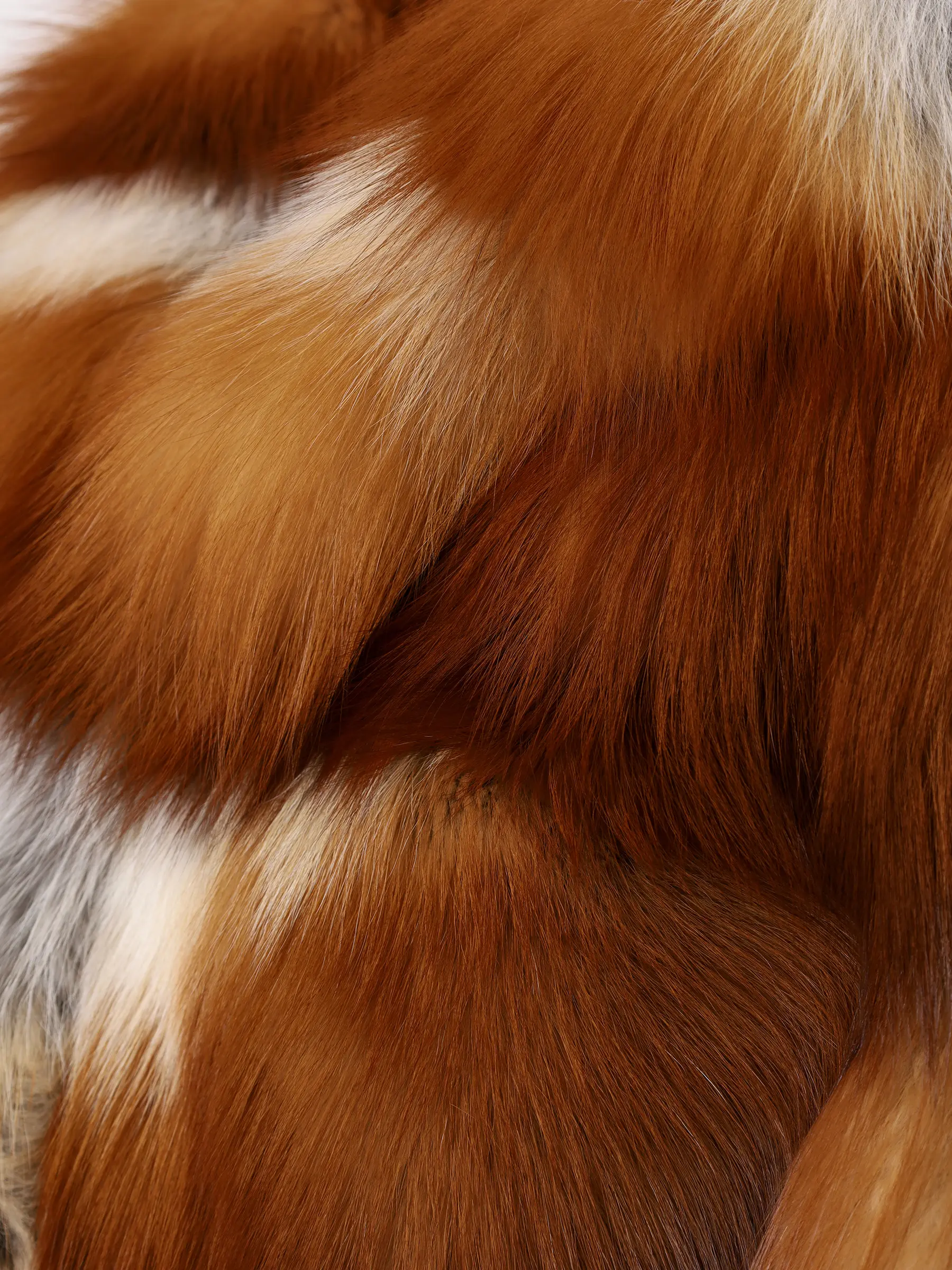 Полушубок из меха лисицы