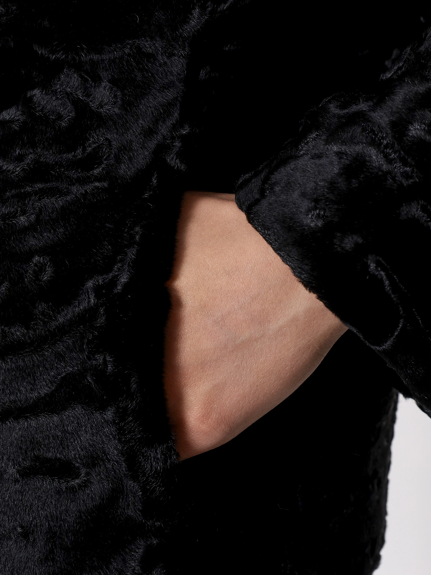 Куртка «Лия» из каракуля