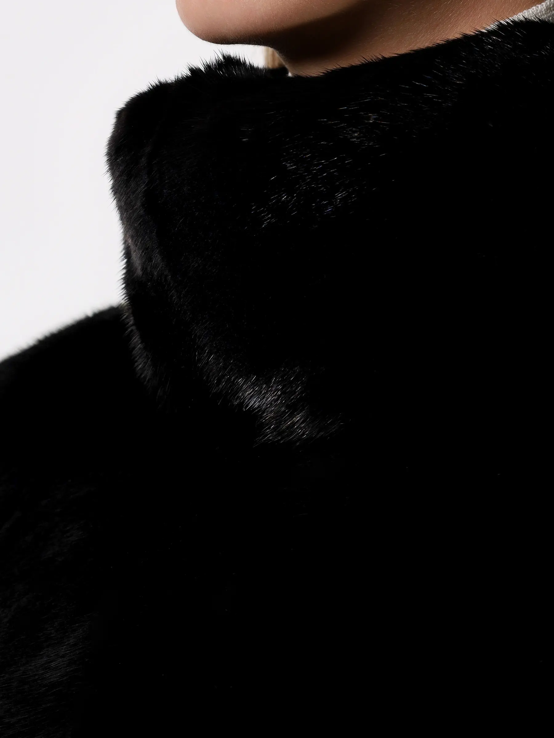 Накидка из меха норки