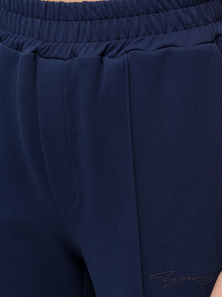 Костюм спортивный