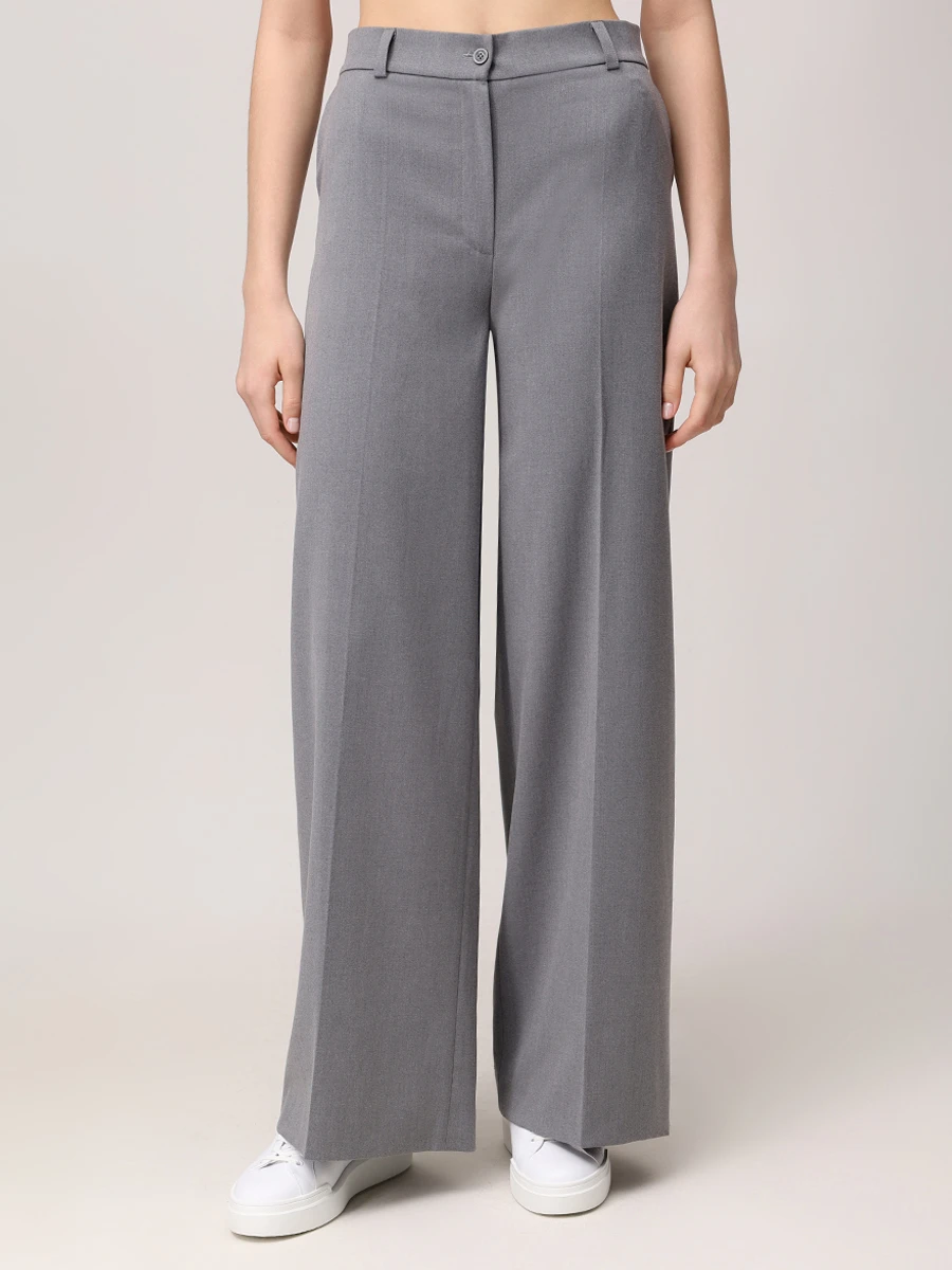 Костюм однотонный