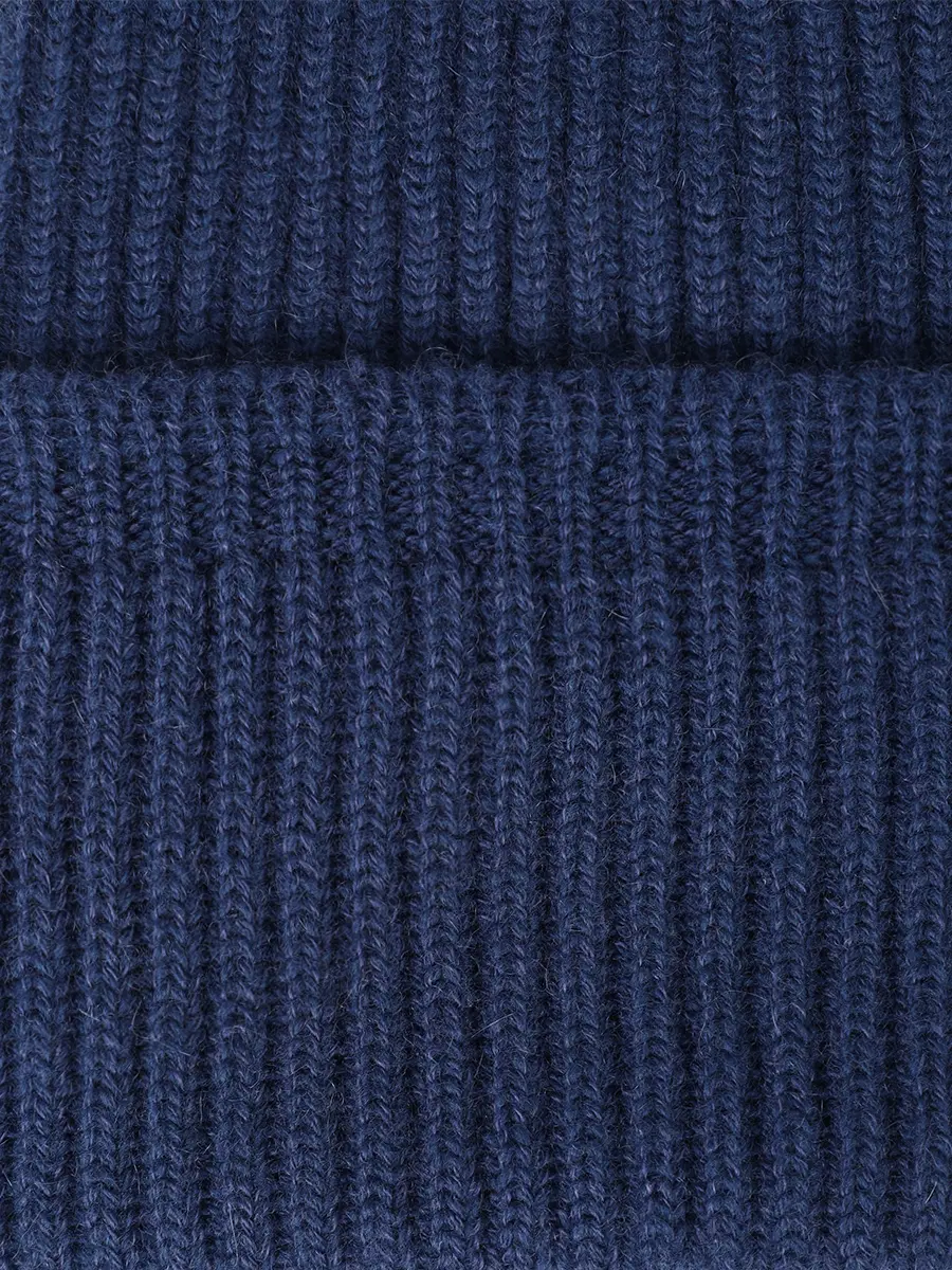 Шапка из шерсти и кашемира