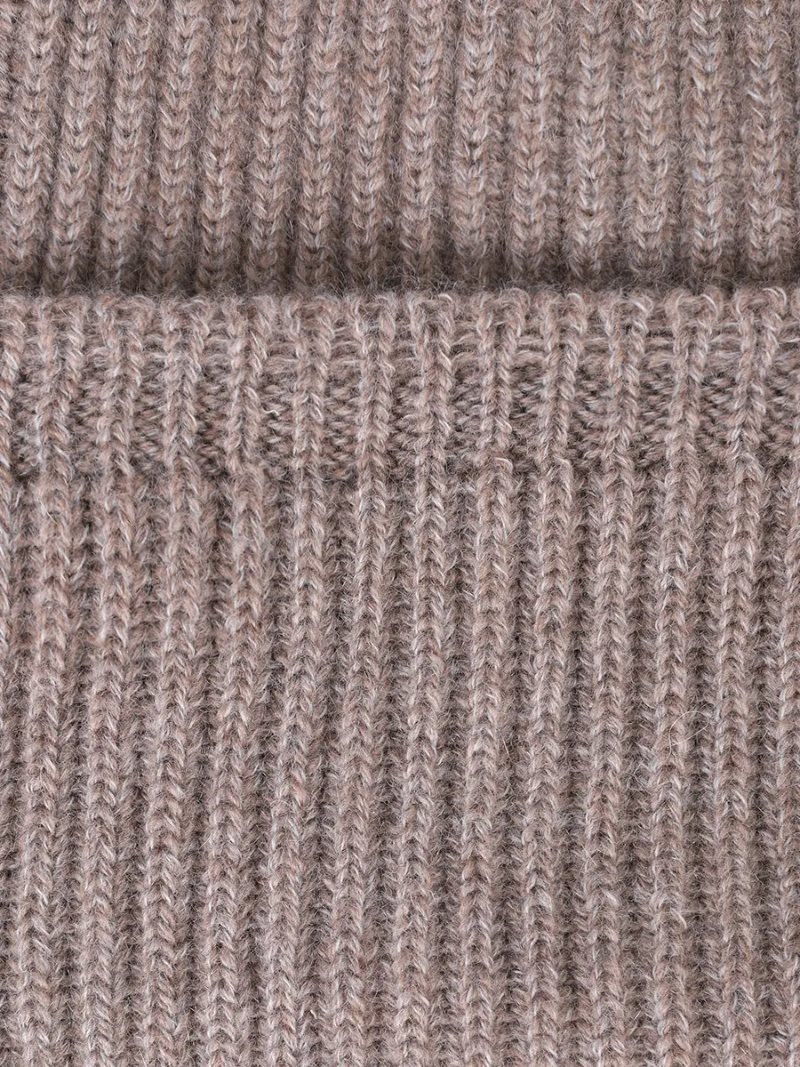 Шапка из шерсти и кашемира