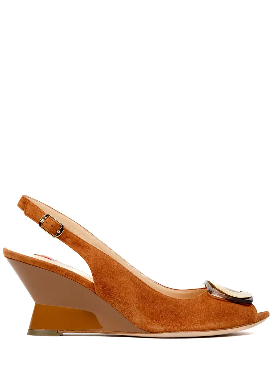 Босоножки замшевые