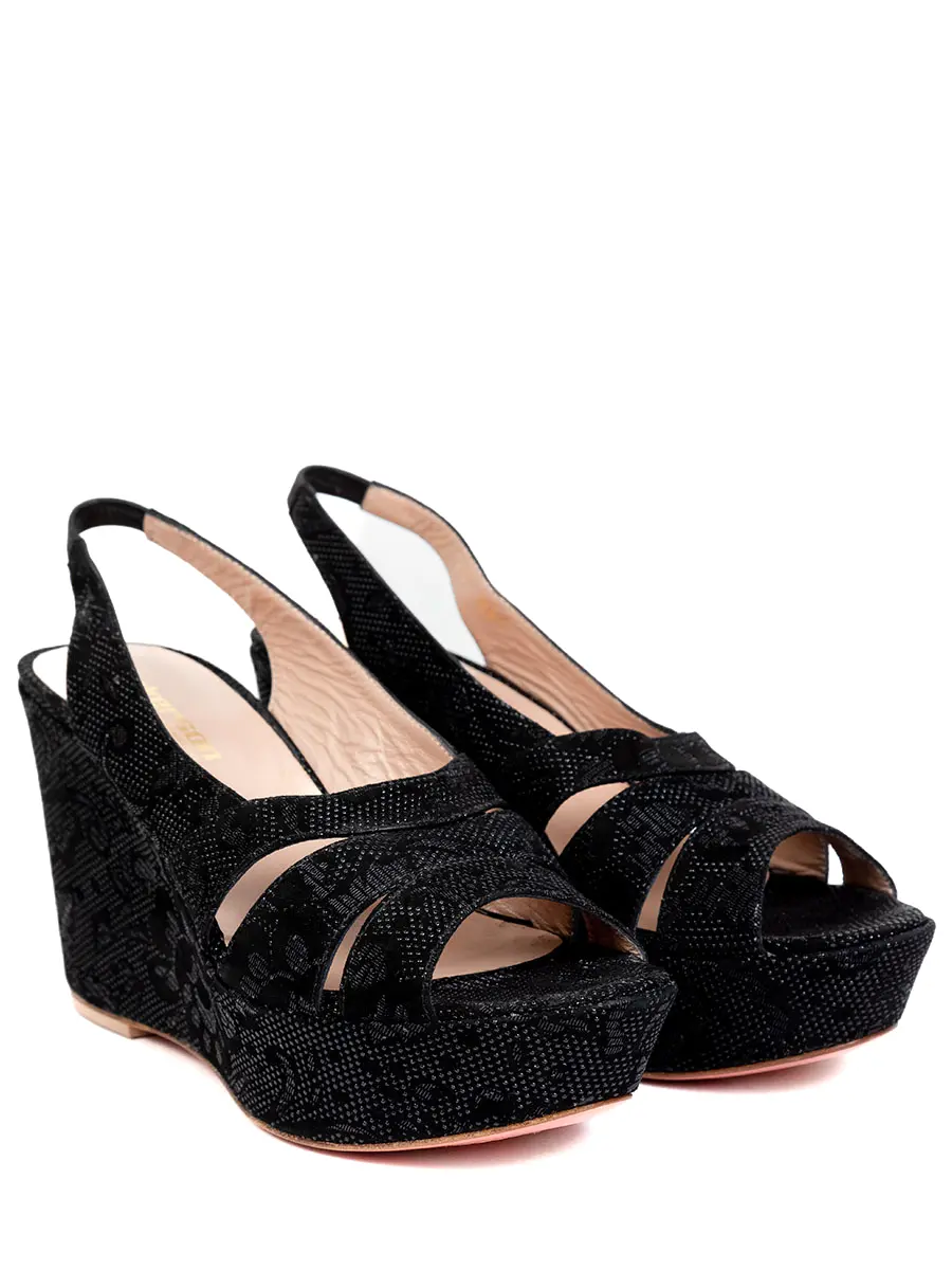 Босоножки замшевые