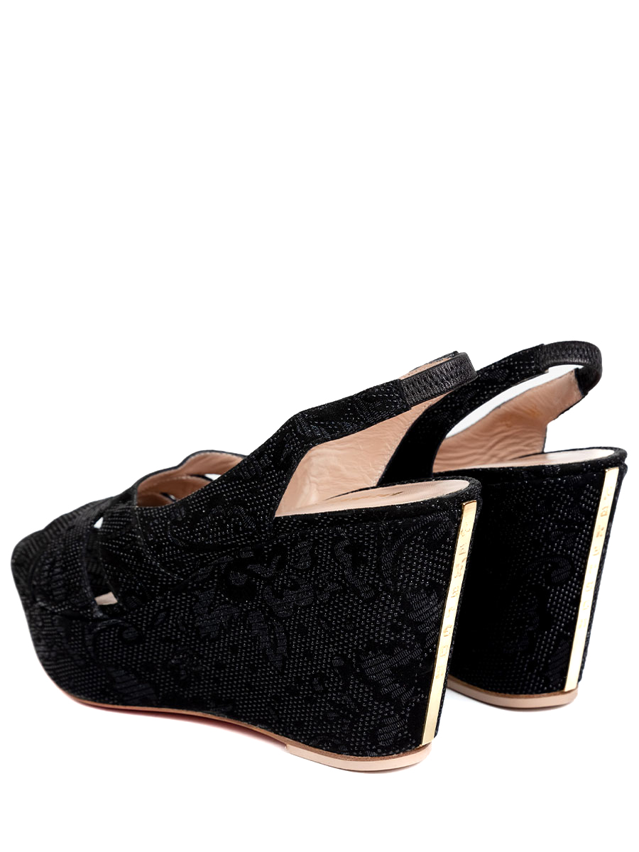 Босоножки замшевые