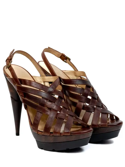 Босоножки кожаные STUART WEITZMAN