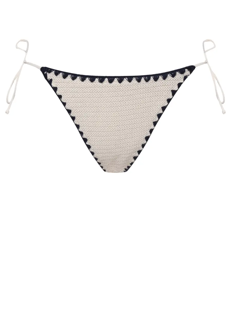 Плавки с отделкой