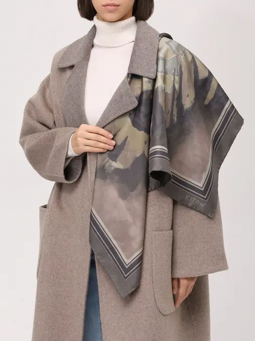 Платок шелковый KITON